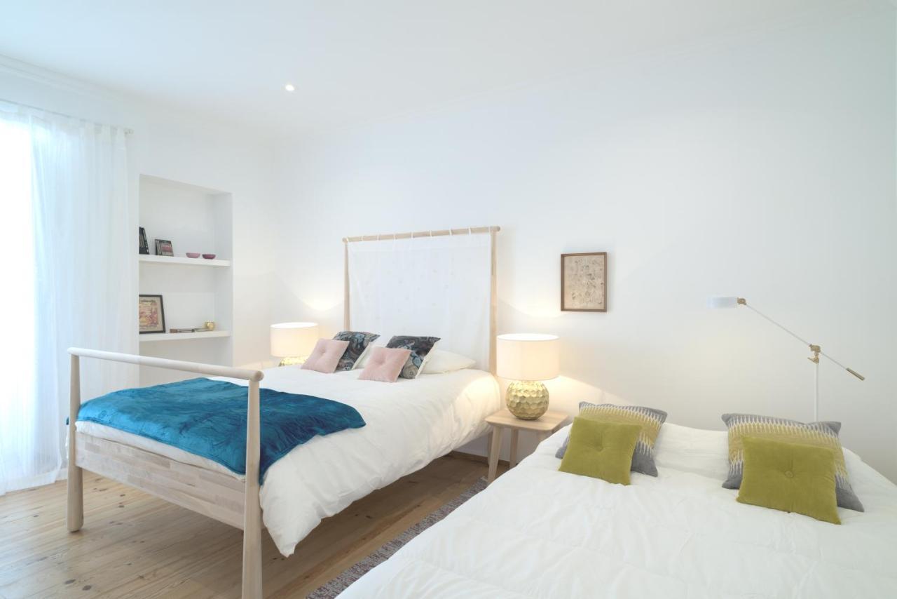 Spacious Bairro Alto Apartment With Courtyard, By Timecooler Lisboa المظهر الخارجي الصورة