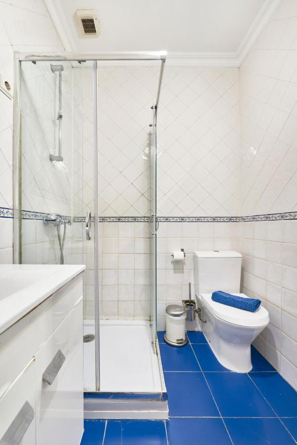 Spacious Bairro Alto Apartment With Courtyard, By Timecooler Lisboa المظهر الخارجي الصورة