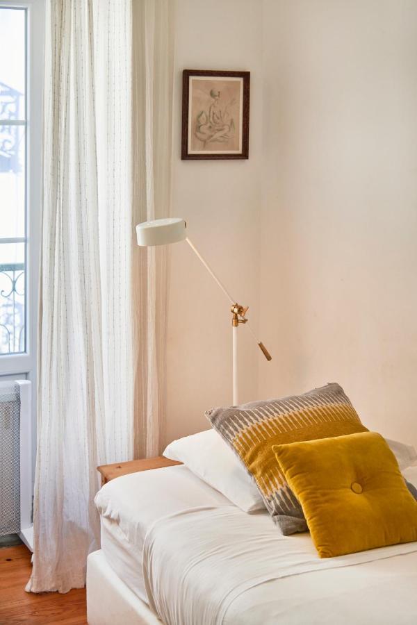 Spacious Bairro Alto Apartment With Courtyard, By Timecooler Lisboa المظهر الخارجي الصورة
